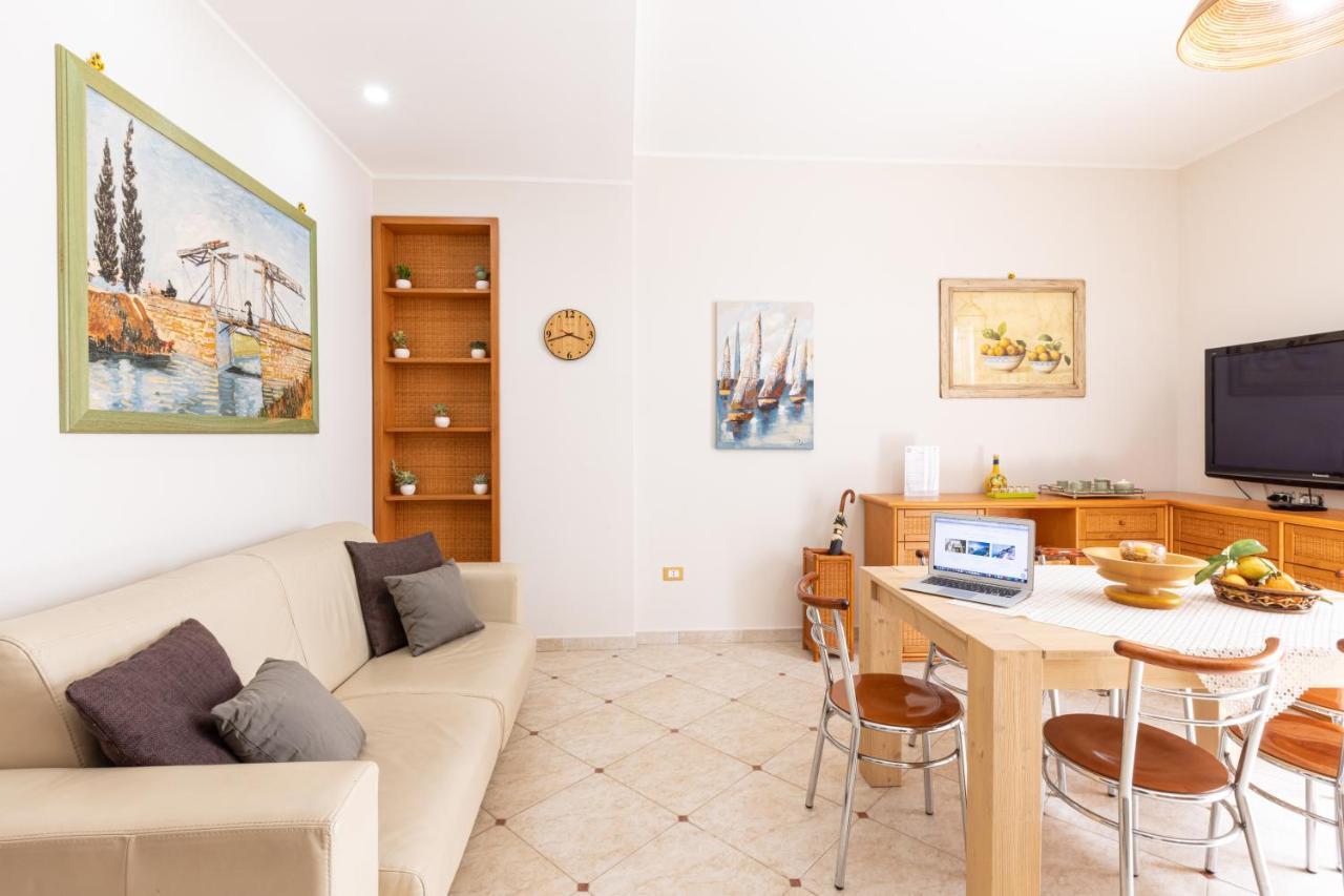 Sorrentovibes - Spacious 3 Bedrooms Apartment In Sorrento Oldtown エクステリア 写真