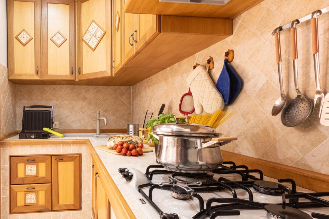 Sorrentovibes - Spacious 3 Bedrooms Apartment In Sorrento Oldtown エクステリア 写真